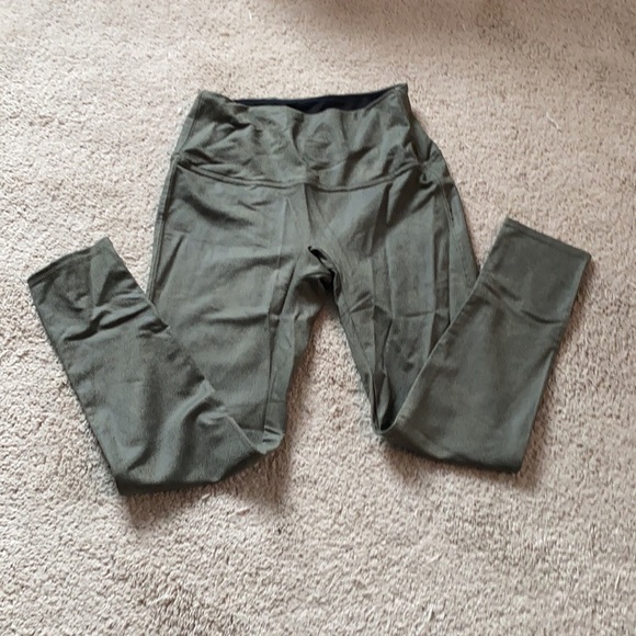 DG2 Diane Gilman leggings/athletic pants. Size PS - Picture 4 of 5